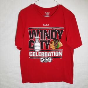 Reebok L T-Shirt Men Chicago Blackhawks 2015 Stanley Cup Windy City NHL Red